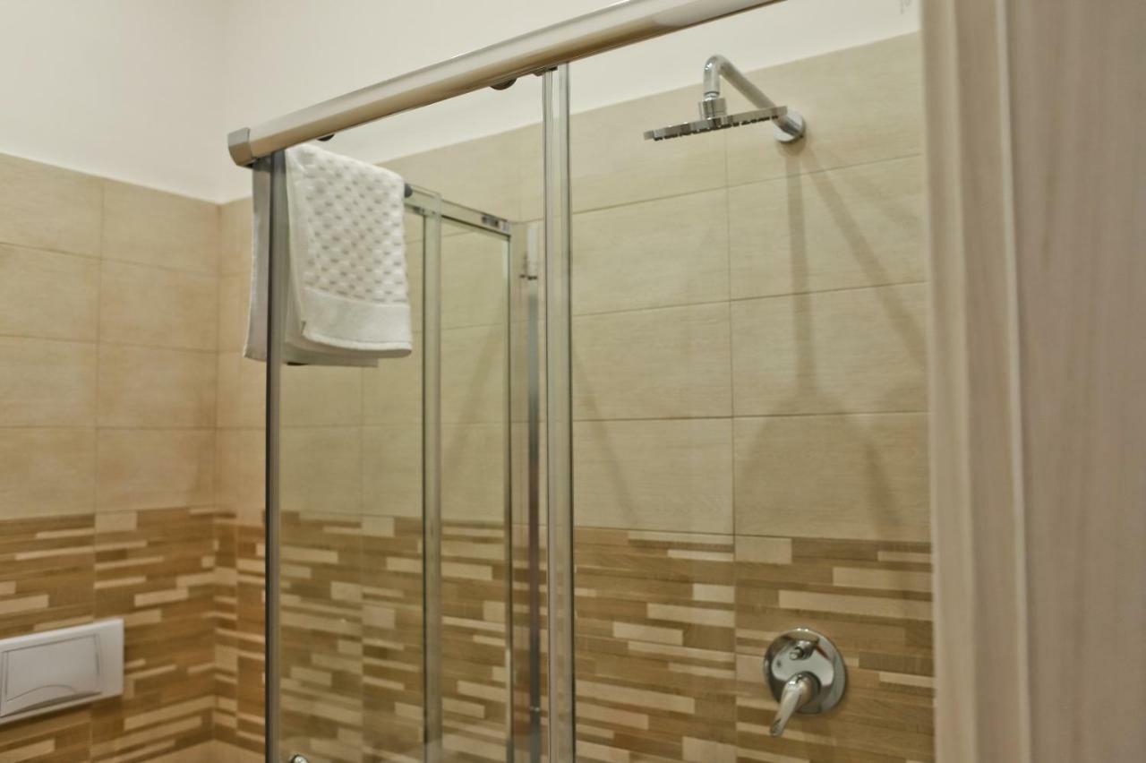 B&B Pisadog Naples Luaran gambar