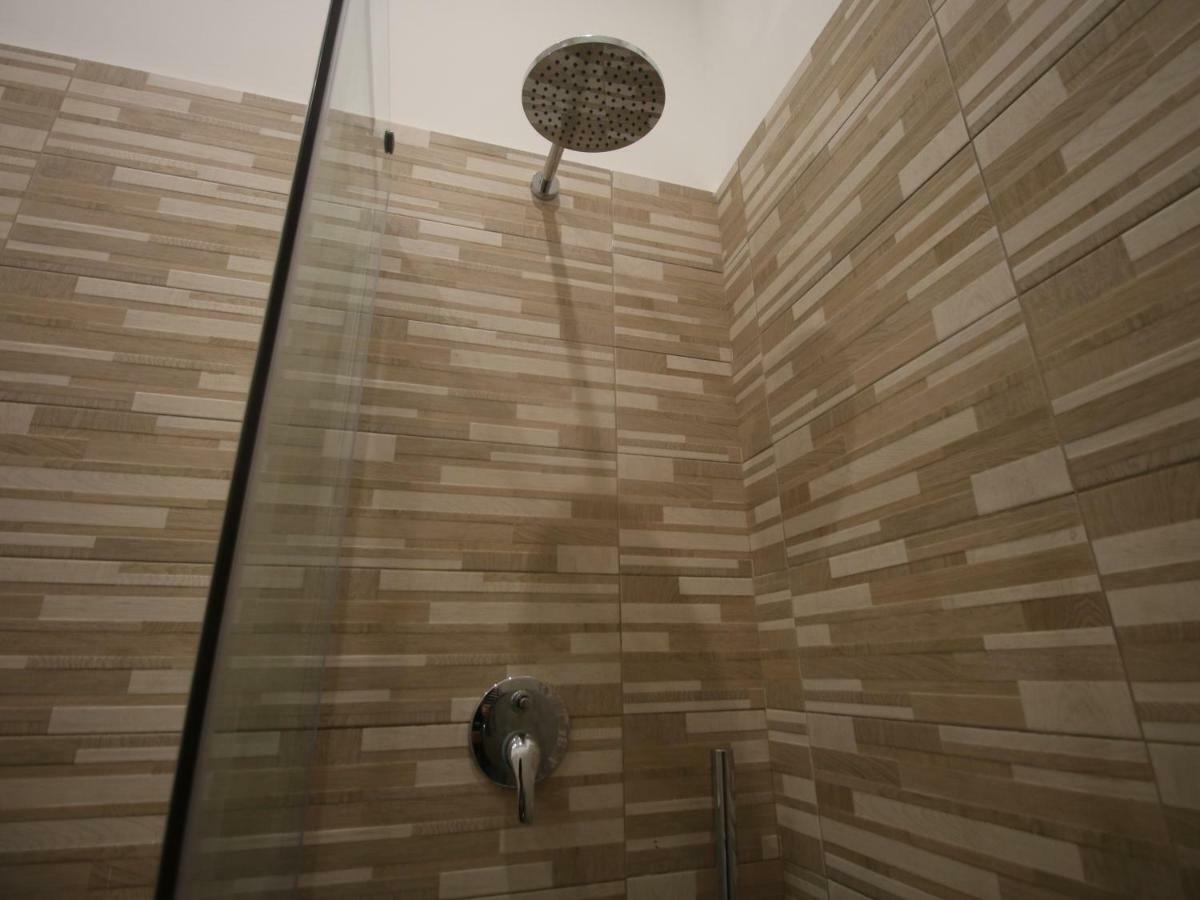 B&B Pisadog Naples Luaran gambar