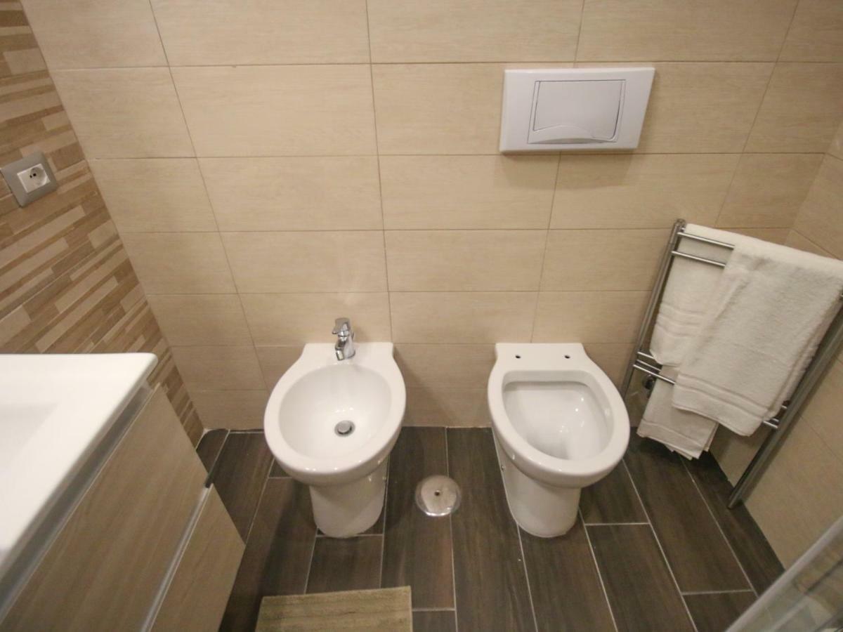 B&B Pisadog Naples Luaran gambar
