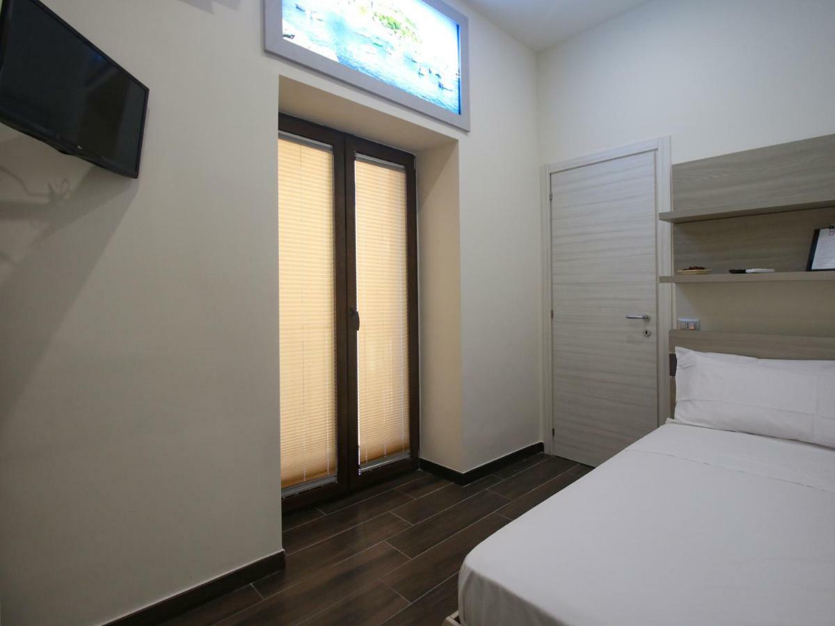 B&B Pisadog Naples Luaran gambar
