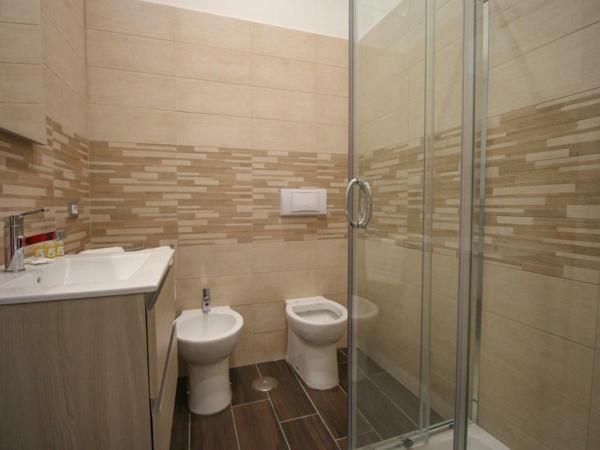 B&B Pisadog Naples Luaran gambar