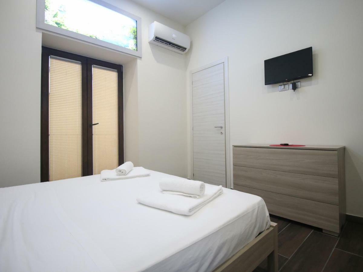 B&B Pisadog Naples Luaran gambar